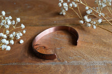 Load image into Gallery viewer, Copper Magnetic Bracelet www.karmaripon.co.uk