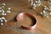 Load image into Gallery viewer, Copper Magnetic Bracelet www.karmaripon.co.uk