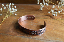 Load image into Gallery viewer, Copper Magnetic Bracelet www.karmaripon.co.uk
