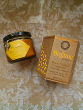 Load image into Gallery viewer, Mysore Chandan Sandalwood Organic Scented Candle www.karmaripon.co.uk