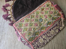 Load image into Gallery viewer, Handmade Shoulder Bandani Bag www.karmaripon.co.uk