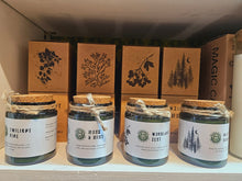Load image into Gallery viewer, Greenman Rituals woodwick soy candles