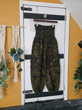 Load image into Gallery viewer, Fleece Pants - Unisex www.karma.ripon.co.uk