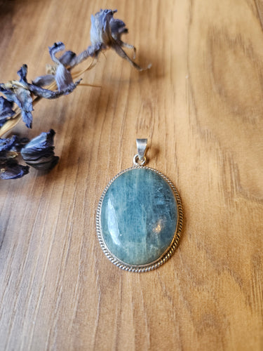Aquamarine Pendant set in 925 Silver www.karmaripon.co.uk