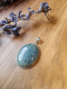 Aquamarine Pendant set in 925 Silver www.karmaripon.co.uk