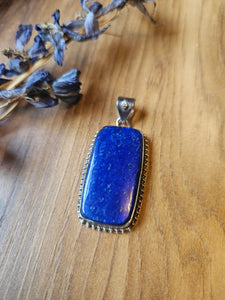 Lapis Lazuli Pendant set in 925 Silver www.karmaripon.co.uk