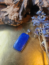 Load image into Gallery viewer, Lapis Lazuli Pendant set in 925 Silver www.karmaripon.co.uk