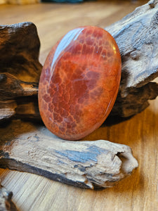 Fire Agate Palm Stone www.karmaripon.co.uk