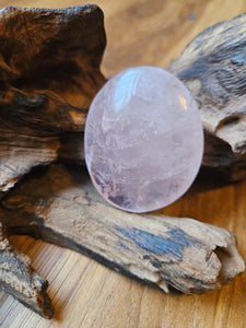 Rose Quartz Palm Stone www.karmaripon.co.uk