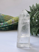 Load image into Gallery viewer, Clear Quartz Crystal Point www.karmaripon.co.uk