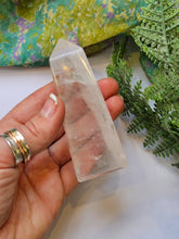Load image into Gallery viewer, Clear Quartz Crystal Point www.karmaripon.co.uk