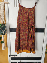 Load image into Gallery viewer, Short Market Dress UK 12-14