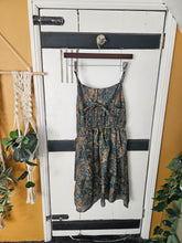 Load image into Gallery viewer, Short Market Dress UK 8-10