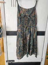Load image into Gallery viewer, Short Market Dress UK 8-10