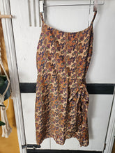 Load image into Gallery viewer, Short Market Dress UK 14