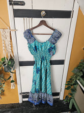 Load image into Gallery viewer, Short Priya Dress UK 8-14