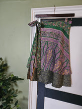 Load image into Gallery viewer, knee Length Reversible Repurposed Sari Wrap skirt UK 8-16