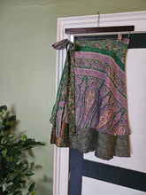 Load image into Gallery viewer, knee Length Reversible Repurposed Sari Wrap skirt UK 8-16