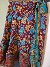 Load image into Gallery viewer, knee Length Reversible Repurposed Sari Wrap skirt UK 8-16