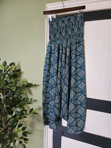 Yoga Pants www.karmaripon.co.uk