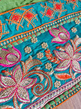 Load image into Gallery viewer, Bandani Tasselled handbag www.karmaripon.co.uk