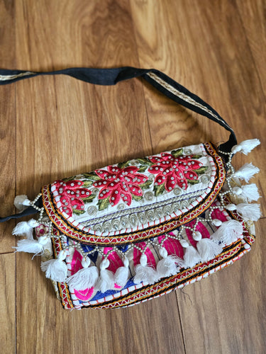 Bandani Tasselled handbag www.karmaripon.co.uk