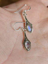 Load image into Gallery viewer, Moonstone Earrings set in 925 Silver www.karmaripon.co.uk