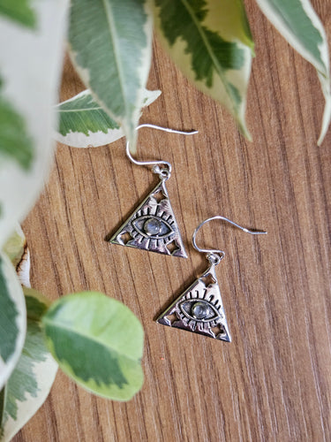 Moonstone Earrings set in 925 Silver www.karmaripon.co.uk