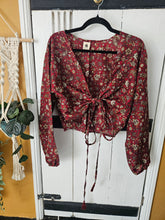 Load image into Gallery viewer, Cuffed Sleeve Butterfly Top www.karmaripon.co.uk