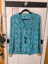 Load image into Gallery viewer, repurposed sari long sleeved shirt www.karmaripon.co.uk