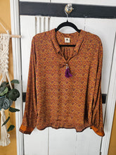 Load image into Gallery viewer, repurposed sari long sleeved shirt www.karmaripon.co.uk
