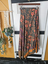 Load image into Gallery viewer, Cotton Block print Trousers ww.karmaripon.co.uk