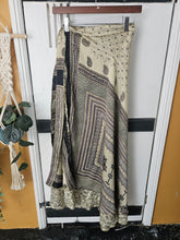 Load image into Gallery viewer, Cotton Block print Trousers ww.karmaripon.co.uk