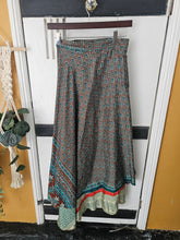 Load image into Gallery viewer, Cotton Block print Trousers ww.karmaripon.co.uk