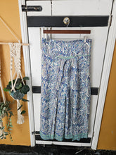 Load image into Gallery viewer, Sari Fisherman Trousers ww.karmaripon.co.uk