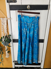 Load image into Gallery viewer, Sari Fisherman Trousers ww.karmaripon.co.uk