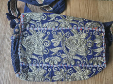 Load image into Gallery viewer, Handmade Shoulder Bandani Bag www.karmaripon.co.uk