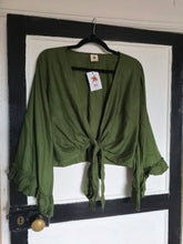 Load image into Gallery viewer, Cotton Butterfly Top www.karmaripon.co.uk