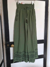 Load image into Gallery viewer, Tanvi dark blue Jute Trousers www.karmaripon.co.uk