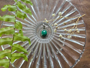 Malachite Pendant Set in 925 Silver www.karmaripon.co.uk