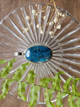 Load image into Gallery viewer, Apatite Pendant set in 925 silver www.karmaripon.co.uk