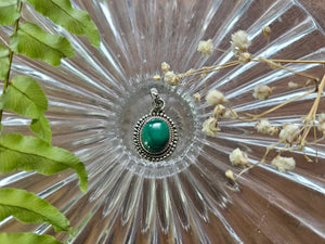 Malachite Pendant Set in 925 Silver www.karmaripon.co.uk
