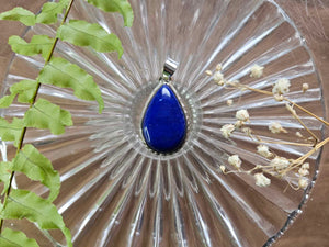 Lapis Lazuli Pendant set in 925 Silver www.karmaripon.co.uk