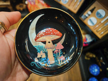 Load image into Gallery viewer, Incense Plate www.karmaripon.co.uk