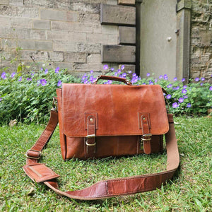 leather satchel www.karmaripon.co.uk
