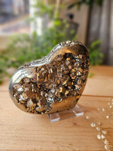 Pyrite Heart www.karmaripon.co.uk