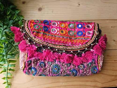  Bandhani Patchwork bag www.karmaripon.co.uk