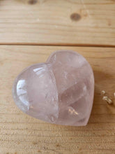 Load image into Gallery viewer, Rose Quartz Heart B14