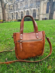 Ladies Tan Leather Handbag - Everyday Handbag www.karmaripon.co.uk