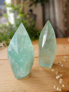 Green Fluorite Flame www.karmaripon.co.uk